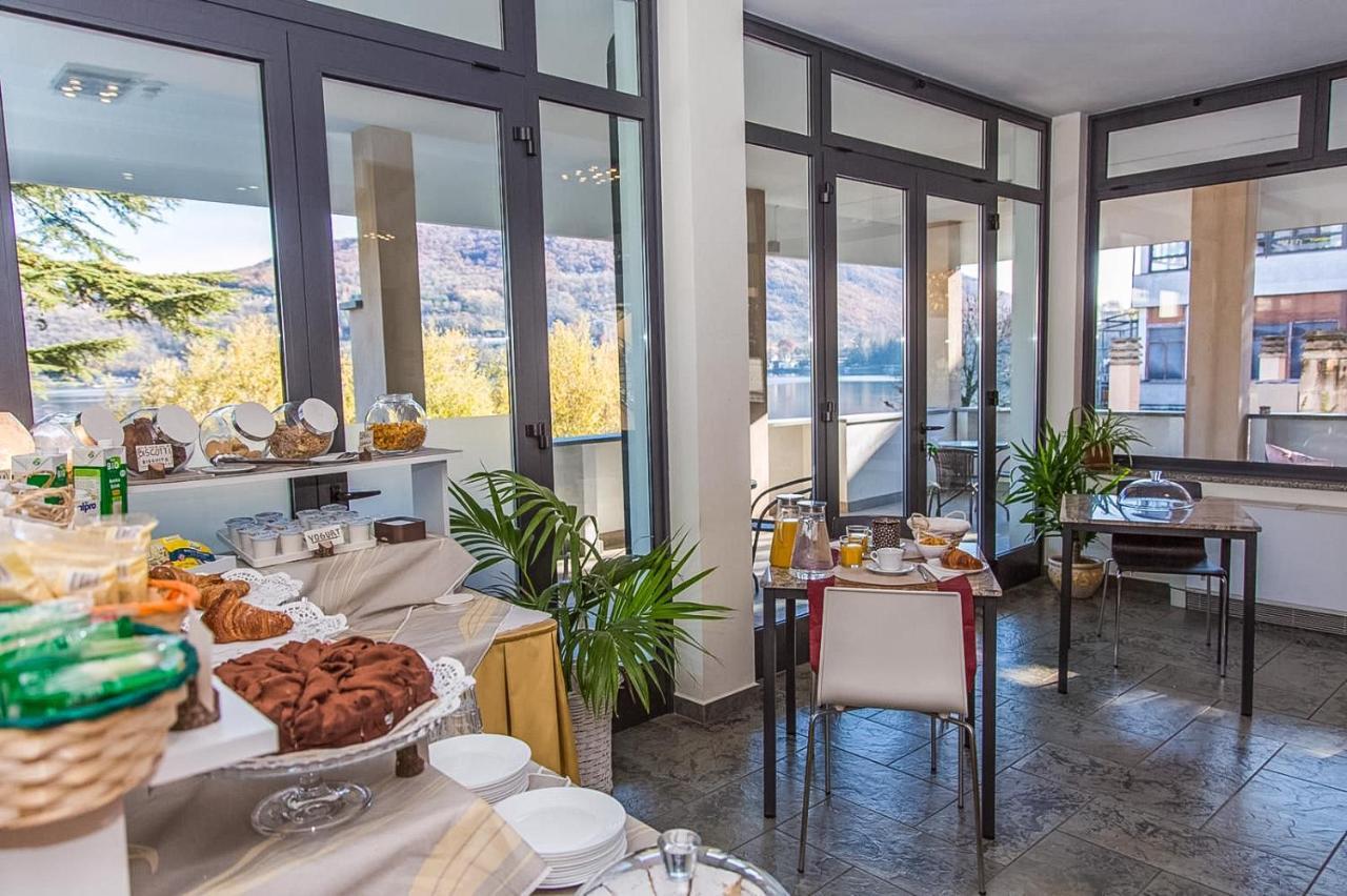 Hotel Chalet del Lago Avigliana Buitenkant foto
