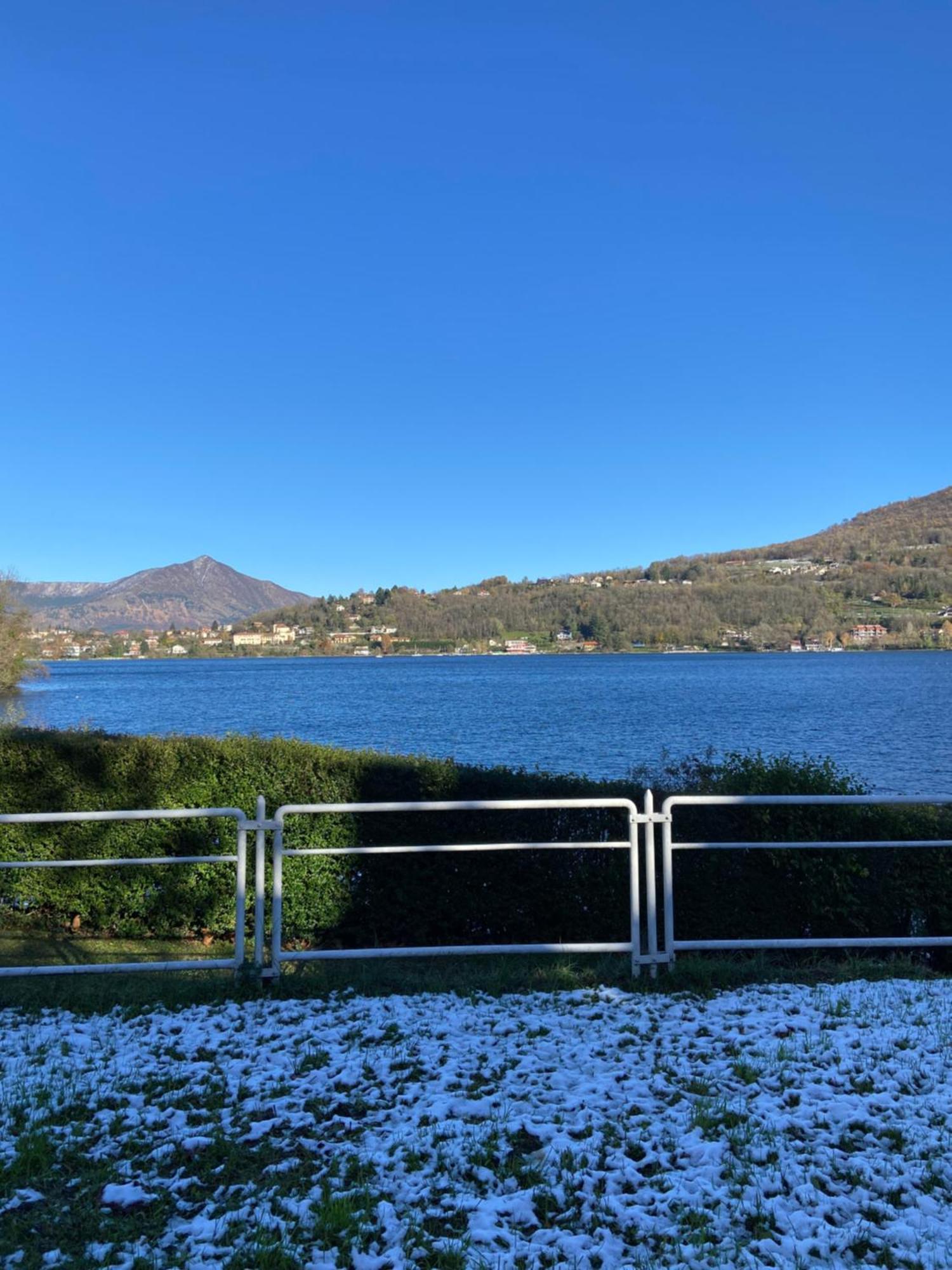 Hotel Chalet del Lago Avigliana Buitenkant foto