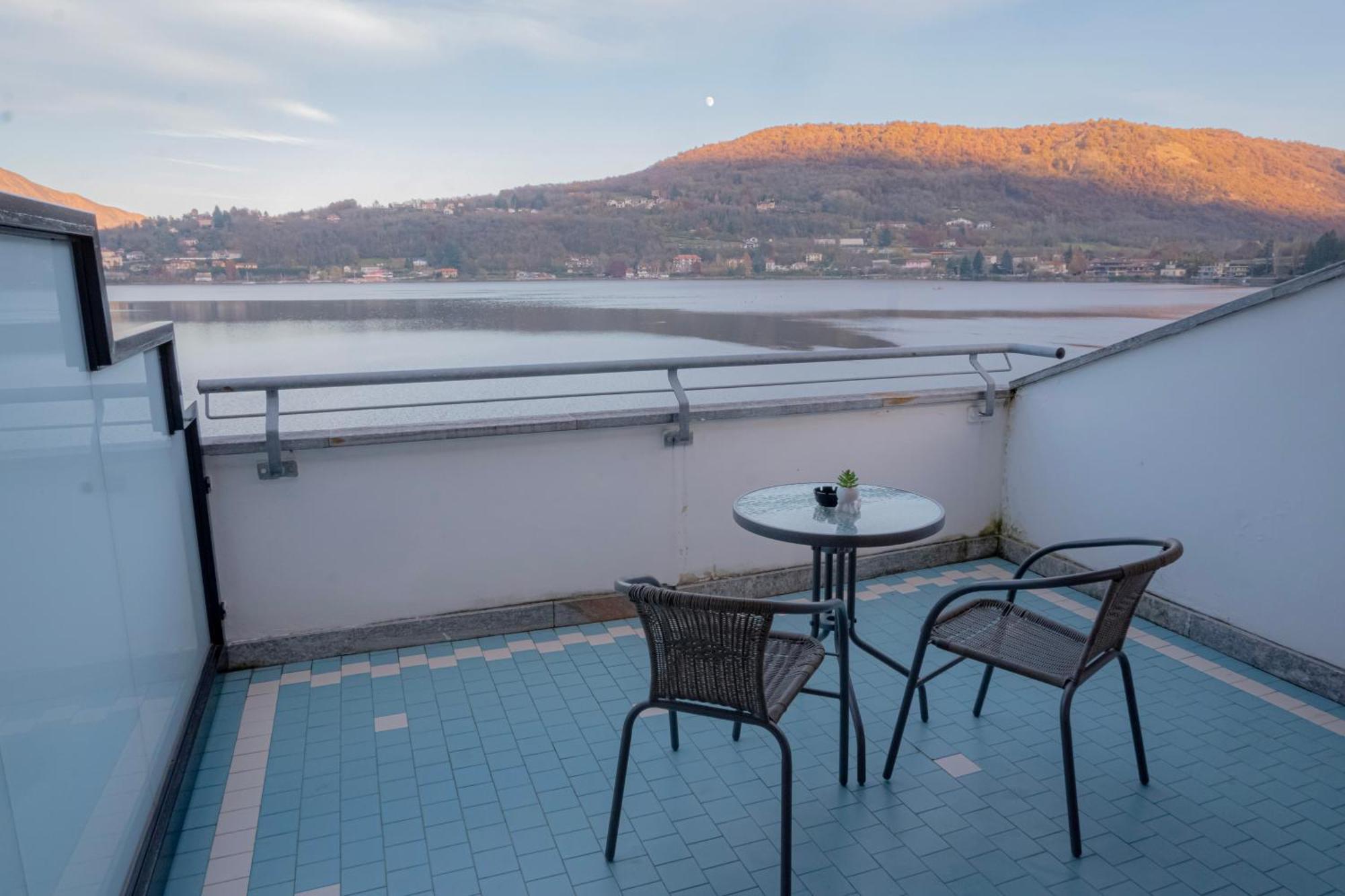 Hotel Chalet del Lago Avigliana Buitenkant foto