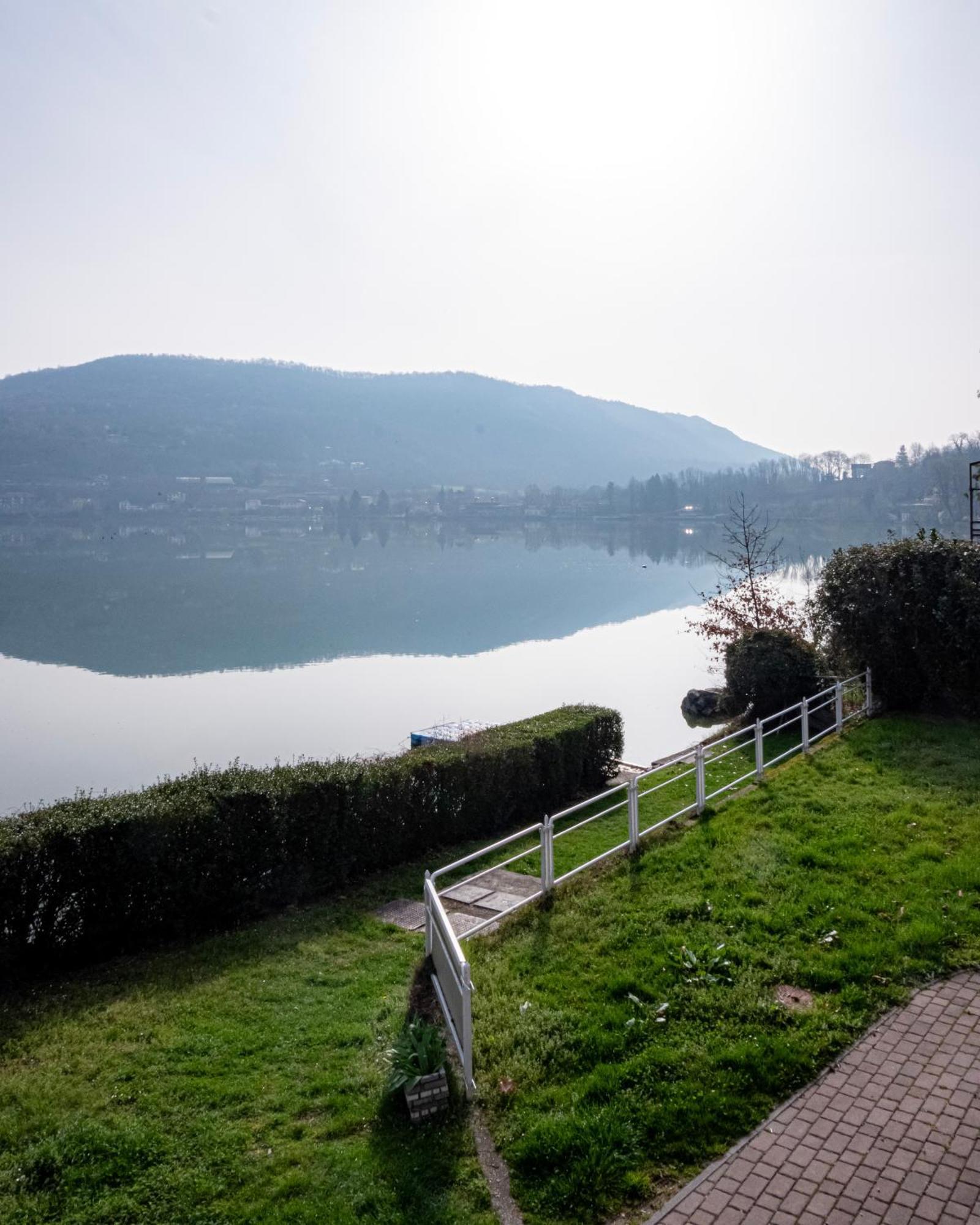 Hotel Chalet del Lago Avigliana Buitenkant foto